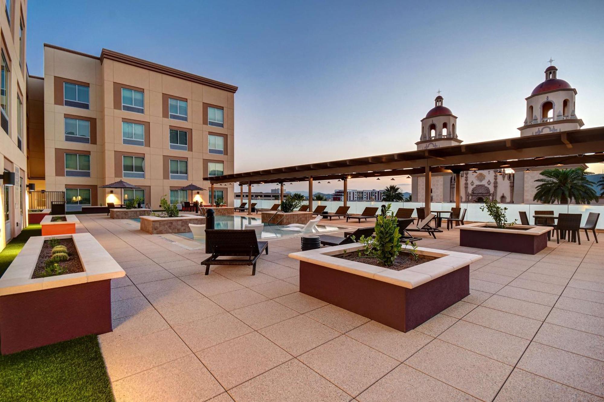 Home2 Suites By Hilton Tucson Downtown Extérieur photo