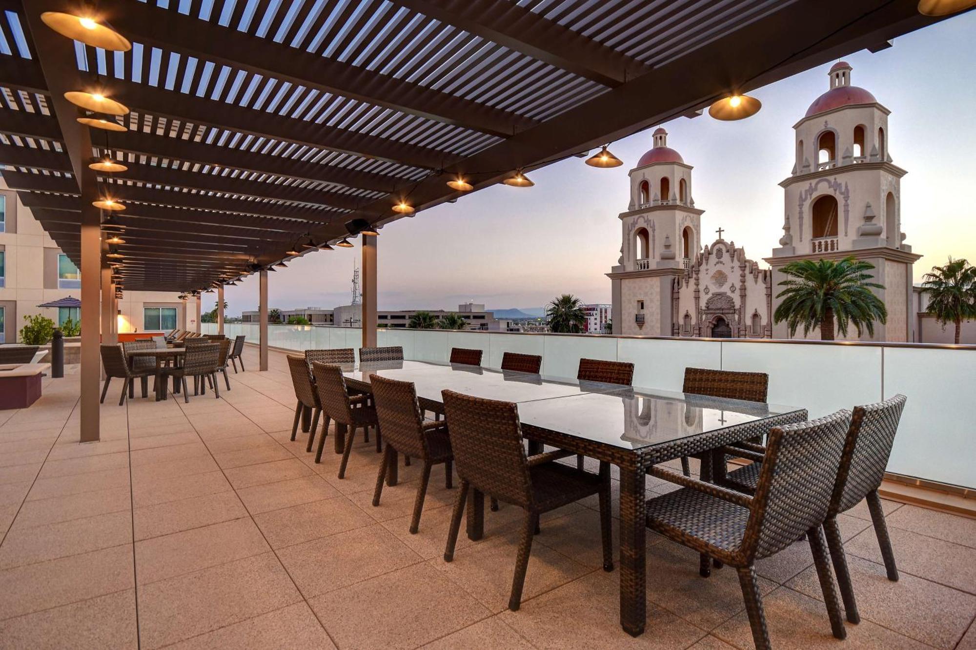 Home2 Suites By Hilton Tucson Downtown Extérieur photo